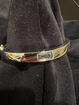 Pierre Lang Armreif Rhodiniert Größe M silber mit hellblauen Stein Top Zustand - Bild 1 von 4
