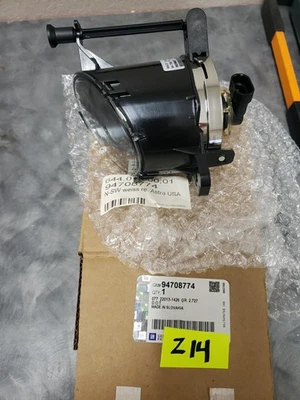 Faro antiniebla delantero GM 94708774 2010-16 Cadillac SRX NUEVO OEM Foto 1 de 4