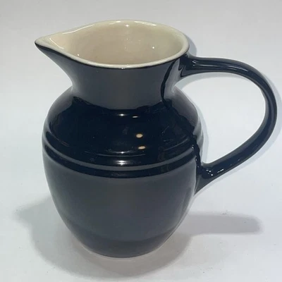 Le Creuset Black Stoneware Pottery 20oz Creamer Milk Carafe Pitcher Jug - Image 1 of 4