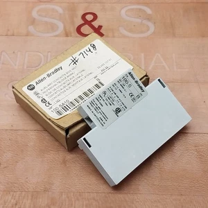 Allen Bradley 100-SA10 Contacto Auxiliar, Montaje Lateral, 1 NO, 10A, 600VAC Max - Imagen 1 de 5
