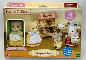 Sylvanian Families Calico Critters Donut Store Set Carol Kuschelbär CC1725 - Bild 1 von 13