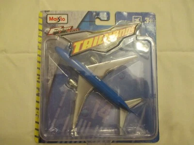 Maisto Tailwinds Fresh Metal Boeing 777-200 - Image 1 of 4