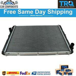 TRQ Radiator Assembly Aluminum Core Direct Fit For 2000-04 Land Rover Discovery