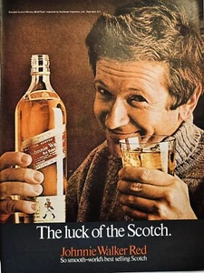 Whisky Johnnie Walker de la década de 1960 etiqueta roja anuncio impreso vintage 14x11" decoración de bar - Imagen 1 de 1