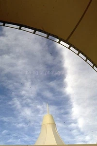 DENVER INTERNATIONAL AIRPORT Found 35mm SLIDE Photo ARCHITECTURE 57 LA 84 T - Imagen 1 de 1