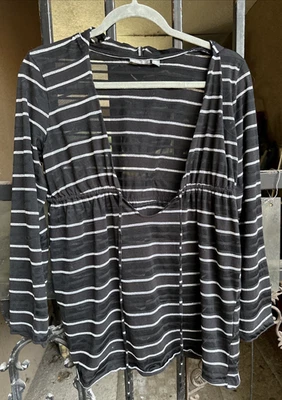 Apt 9 Negro Blanco Rayas Transparente Capucha Playa Natación Cubrir Sudadera con Capucha Talla Pequeña Foto 1 de 4