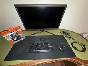 MUST SEE GAMING ACCESSORY VALUE BUNDLE (STEEL SERIES, RAZER, ASUS, HYPER X) - Afbeelding 1 van 18