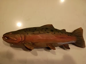 Vintage handgeschnitzte und handbemalte Holzforelle  - Bild 1 von 6