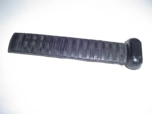 1EA NEW ATC90 US90 FOOT REST RUBBER ATC90K0 ATC90K1 (273X) - Picture 1 of 2
