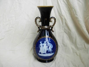 LIMOGES,THARAUD, FRENCH PORCELAIN VASE,MIDDLE 120th. - Picture 1 of 17