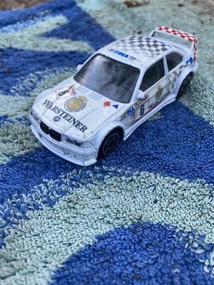 Burago década de 1990 BMW M3 coche de turismo Warsteiner no 6 1:43 4197 sin caja Foto 1 de 4