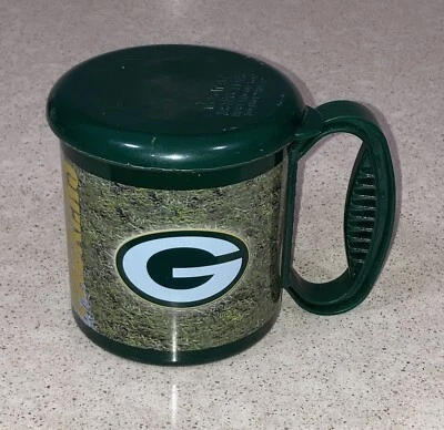 Copo plástico Green Bay Packers 12 oz NFL com tampa - Whirley EUA - Imagem 1 de 4