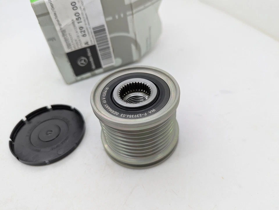 New Genuine Mercedes Benz C-Class S-Class ML GL CDI Diesel Alternator Pulley - Image 1 of 1