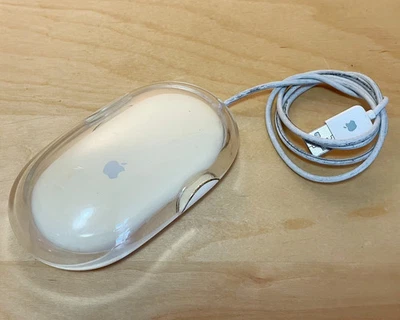 GENUINE ANTIQUE APPLE PRO MOUSE M5769 (WHITE) TESTED AND WORKING-IN ORIGINAL CON - Image 1 of 2