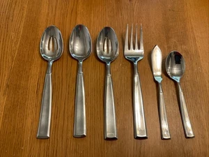 Wallace Balance glänzend 18/10 Edelstahl 6 Servierset Besteck Löffel Gabeln Messer - Bild 1 von 9