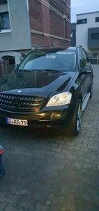 Verkauft wird ein Ml 500 AMG line in einem guten Gebrauchten Zustand u. 22 ZOLL - Bild 1 von 10