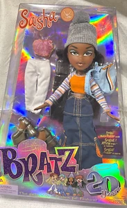 Bratz 20 aniversario año Sasha 2021 niña con pasión por la moda - Imagen 1 de 5
