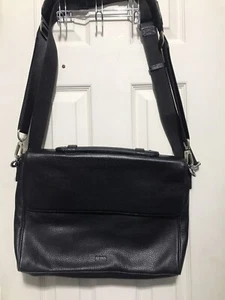 Authentic Hugo Boss Pebbled Leather Shoulder Messenger Bag Retail 799 - Picture 1 of 7