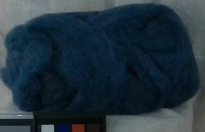 variegated blue romney wool roving for spinning felting fiber arts knit crochet - Image 1 of 3
