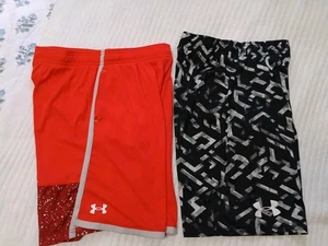 Under Armour Shorts YXL Heatgear Loose Lot Of 2 Pairs Boys Youth A5 - Picture 1 of 4