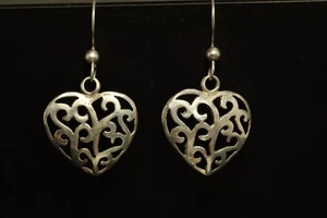 Pendientes vintage de filigrana en forma de corazón de plata de ley .925 - Imagen 1 de 4