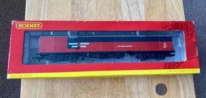Hornby OO Gauge Royal Mail Coach R6355 BR Standard GUV Rolling Stock 94138 NKA - Picture 1 of 8
