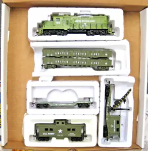 HO U.S. ARMY SET GEPFLEGT. AWAY GP20 LOK UND 5 WAGEN #RR4009 U.S. ARMY SET - Bild 1 von 4