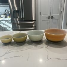 Rare VTG  Anchor Hocking Fire King Ombre Two Tone  Nesting Mixing Bowls Set