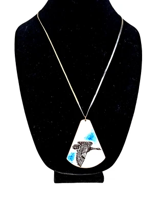 Colgante Esmalte sobre Cobre Pintado Triángulo Forma Marcado TISH en Cordón de Cuero Foto 1 de 4