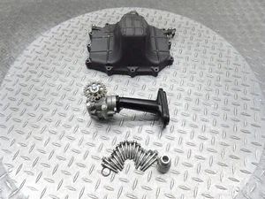 2007 06-07 Honda CBR1000 RR Oil Pan Sump Pump Engine Belly Cover Lower Motor - Picture 1 of 11
