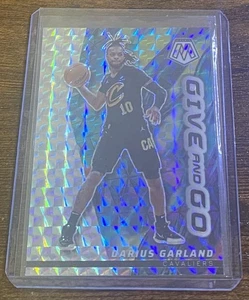 Darius Garland 2022 Panini Mosaic Give And Go Mosaic #2 Cleveland Cavaliers - Foto 1 di 1