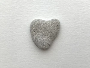 Natürliches Herz Strand Rock Liebesstein mit Glitzer Hochzeitstag 💕 USA - Bild 1 von 14