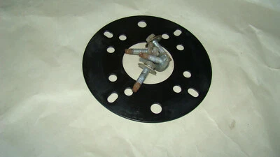 Neuton EM 4.1 Lawn Mower Replacement Part: Motor Attachment Plate and Bolts  Foto 1 de 3