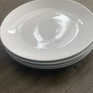 MIKASA Aspen 10.75" White Dinner Plates Porcelain Bone China Set of 4 - Picture 1 of 7