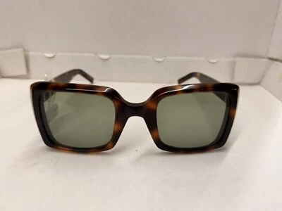 Lunettes de Soleil Saint Laurent Modèle : SL497 002 Prix NEUF 345 Euros - Photo 1/4