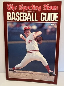 1982 The Sporting News Official Baseball Guide Cincinnati Red's Tom Seaver (B173 - Picture 1 of 3