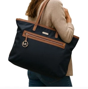 MICHAEL KORS KEMPTON NYLON TOTE BAG HANDTASCHE SCHWARZ & BRAUN GOLD HARDWARE LOCK DAMEN - Bild 1 von 16