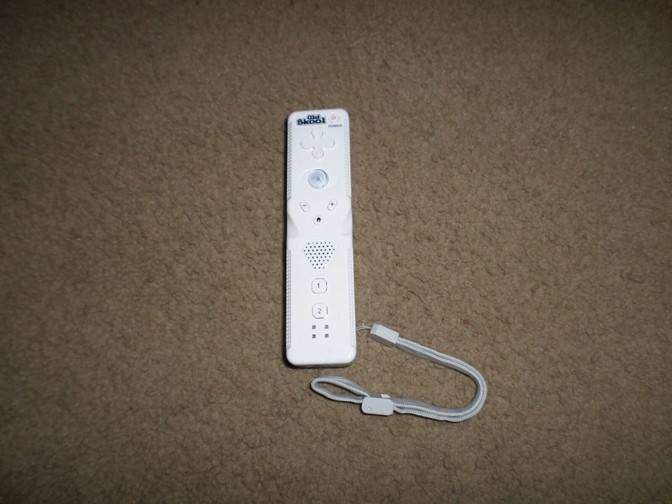 Old Skool Wireless Remote for Nintendo Wii and Wii U White - Image 1 of 3
