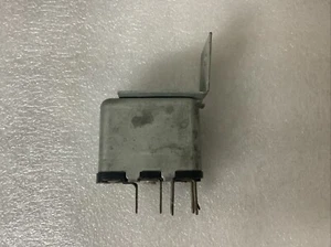 Relé Ajustador de Asiento Eléctrico GM Genuino Nuevo de Lote Antiguo (1960) (SIN Caja) - Imagen 1 de 7