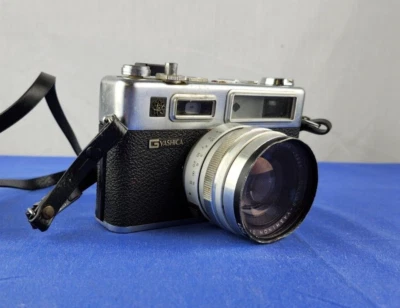 VTG YASHICA Electro 35 GSN 35mm Film Camera Yashinon DX 1:1.7 45mm Lens #H481792 - Image 1 of 4