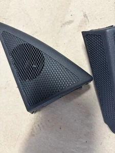 04 Mercedes-Benz E500 Front Left & Right Tweeter Speakers - Bild 1 von 3
