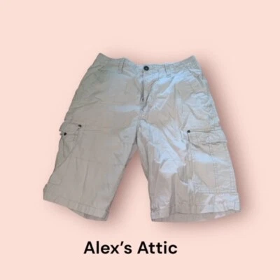 Pantalones cortos cargo PD&C talla 32 usados pequeñas manchas en la espalda ver foto Foto 1 de 3