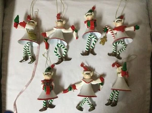 Juego De Colección De 7 Adornos De Navidad Únicos Resina? Cuerpos de campana de metal Quirky Elves - Imagen 1 de 22