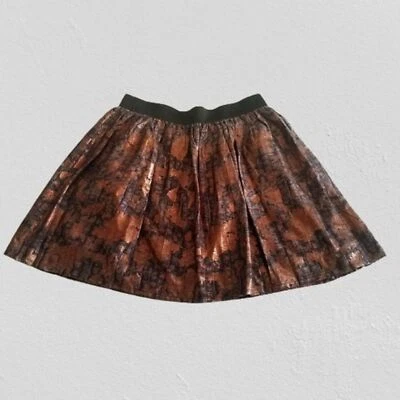 Minifalda plisada acampanada bronce negra cintura elástica grande Foto 1 de 4