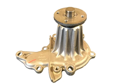 Bomba de agua GMB - 170-1510 / 16100-19066 - Se adapta a Toyota Tercel 1981 - 1982 Foto 1 de 4