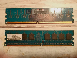 Memorie RAM NANYA 2x 512mb DDR2 PC2-4200U - HP P/N 355951-888 - Foto 1 di 1