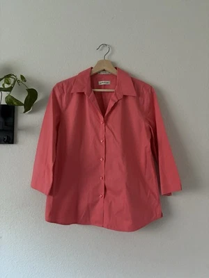 Orvis Women’s Cotton Sz 8 Solid Salmon Colored Button Up Collared Top 3/4 Sleeve - Image 1 of 4