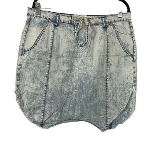 One Teaspoon Acid Wash Lightweight Harem Shorts(Size 28) - Picture 1 of 10