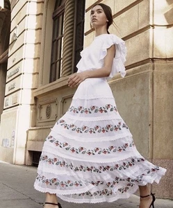 Binny Lace Skirt Size AU 12 / US 8 Tiered Maxi Embroidered Strawberries Fruit - Foto 1 di 17