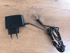 Netzteil TP-Link-T090060-2C1 9V 0,6A 5,5/2,1 - Bild 1 von 3